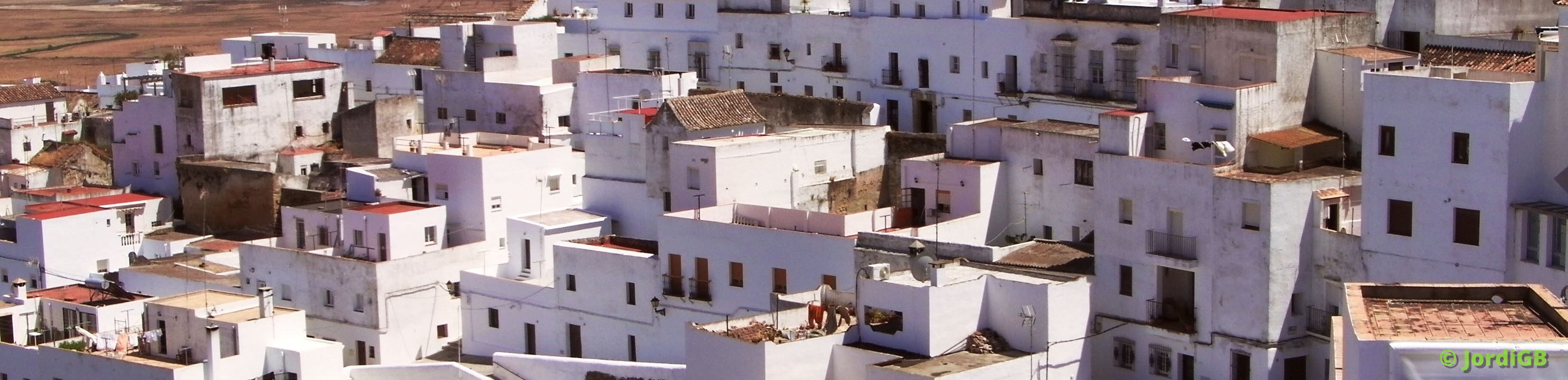Una fotografía de las que hago cargada aleatoriamente, para darle algo de vida a la página. Lo más probable es que sea un paisaje natural o urbano, de conjunto o de detalle.